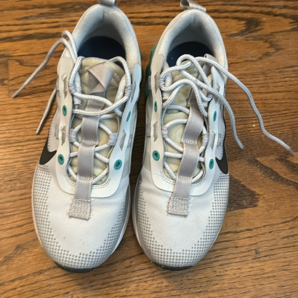 nike air max woman’s size 7